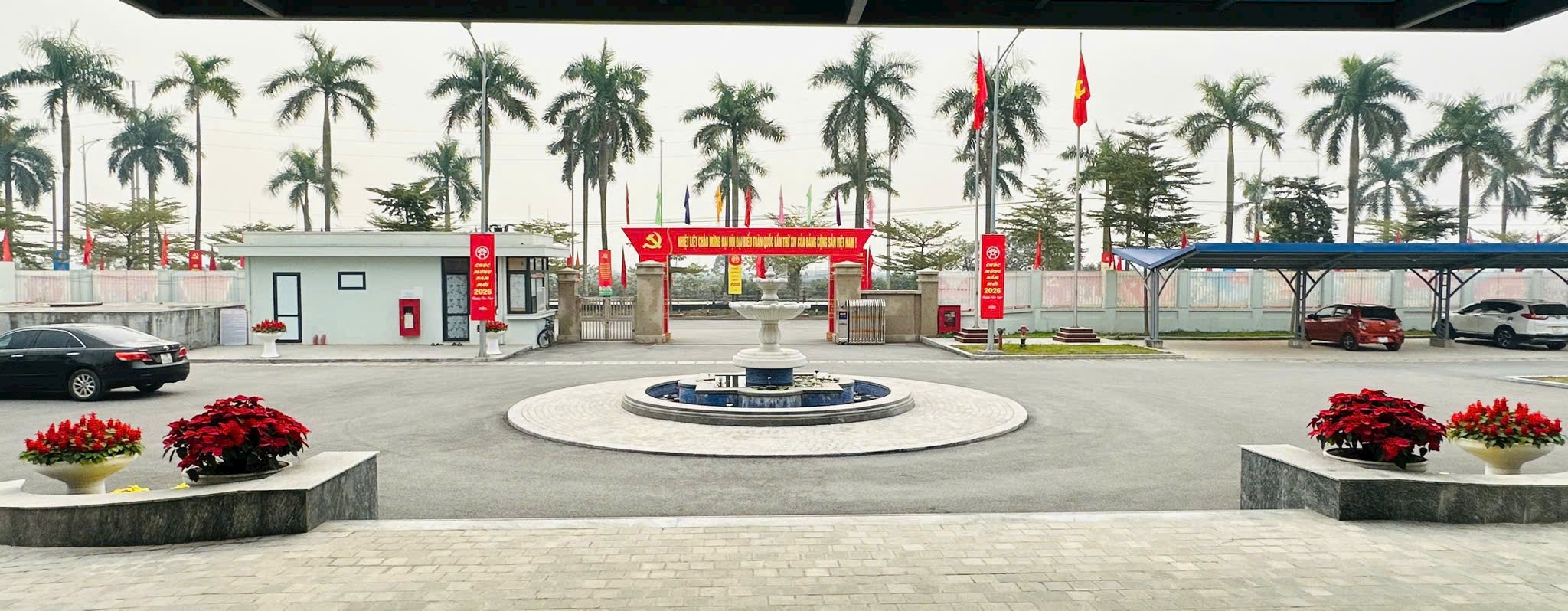 Xã Ô Diên trang hoàng đường phố mừng Đại hội Đảng và Tết Bính Ngọ 2026