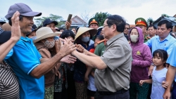 cuoc song binh yen da hoi sinh tro lai voi nhung xom lang tung bi bao lu vay ham