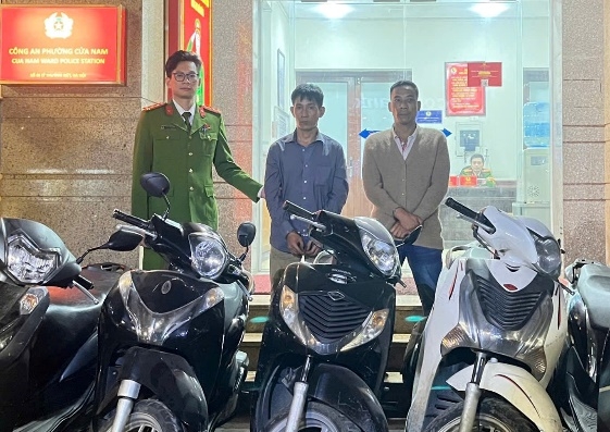 Vừa cai nghiện về, gã đàn ông đã đi trộm cắp 6 chiếc xe máy trong một ngày Vừa cai nghiện về, gã đàn ông đã đi trộm cắp 6 chiếc xe máy trong một ngày