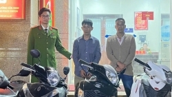 vua cai nghien ve ga dan ong da di trom cap 6 chiec xe may trong mot ngay