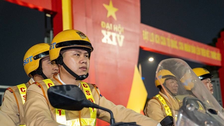 Hết sức mình đảm bảo an toàn giao thông dịp Đại hội XIV của Đảng