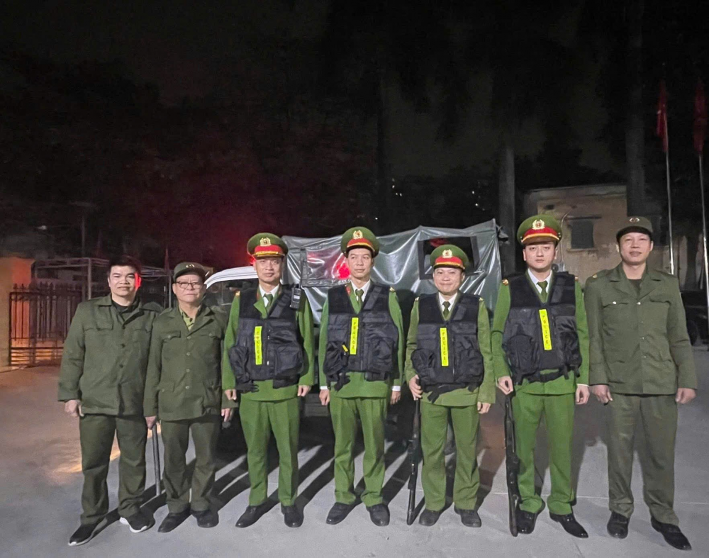 Công an các xã, phường tại Hà Nội tăng cường tuần tra đêm bảo vệ Đại hội Đảng