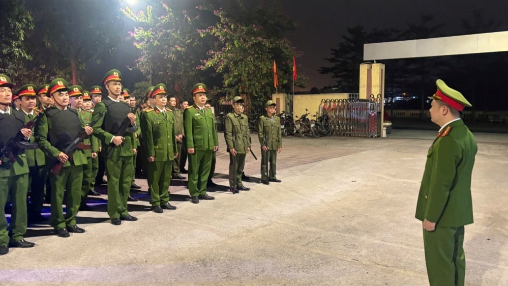 Công an các xã, phường tại Hà Nội tăng cường tuần tra đêm bảo vệ Đại hội Đảng