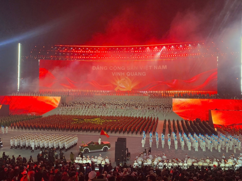 Những người mang đến sự an toàn cho đêm bắn pháo hoa mừng Đại hội Đảng Những người mang đến sự an toàn cho đêm bắn pháo hoa mừng Đại hội Đảng