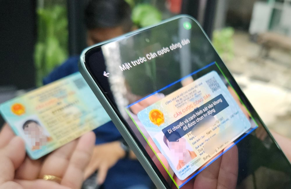 Ban Bí thư yêu cầu định danh, xác thực người dùng mạng xã hội