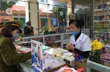 Xử lý thêm 62 cửa hàng vi phạm, khẩu trang vẫn khan hiếm