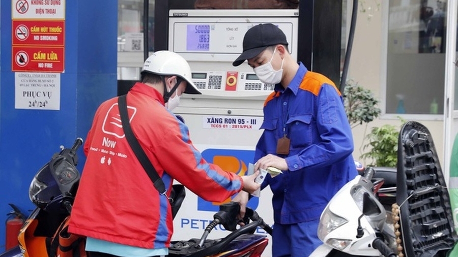 Bộ Công thương yêu cầu tổng rà soát quy trình cấp phép đại lý xăng dầu