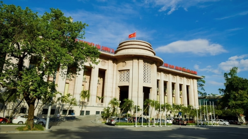 Ngân hàng Nhà nước công bố đường dây nóng tiếp nhận thông tin “ép” mua bảo hiểm