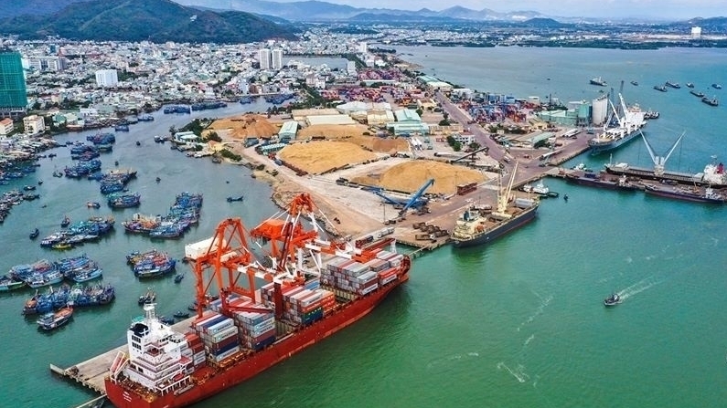 Căng thẳng Biển Đỏ, có hãng tàu "đục nước béo cò" tăng giá cước