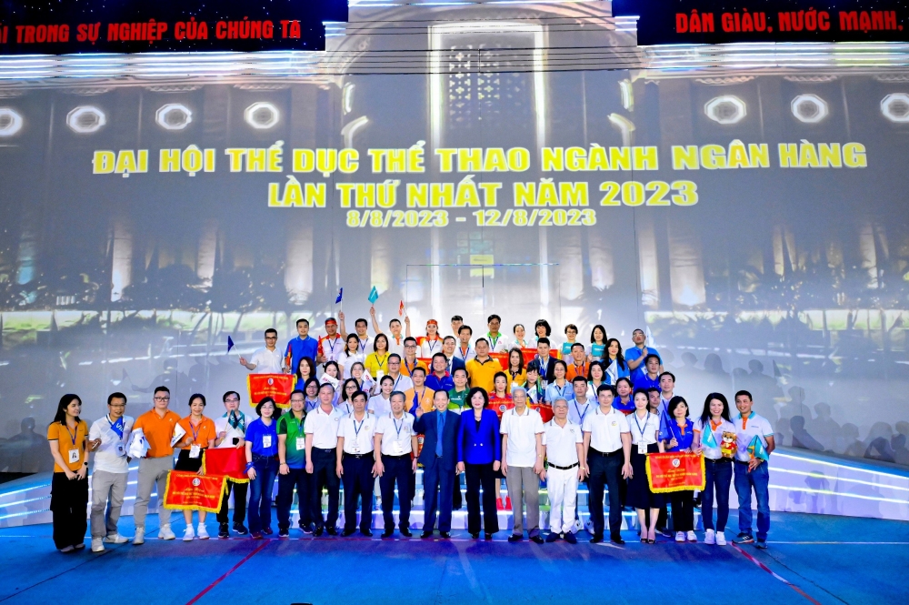 Một năm nỗ lực của ngành Ngân hàng