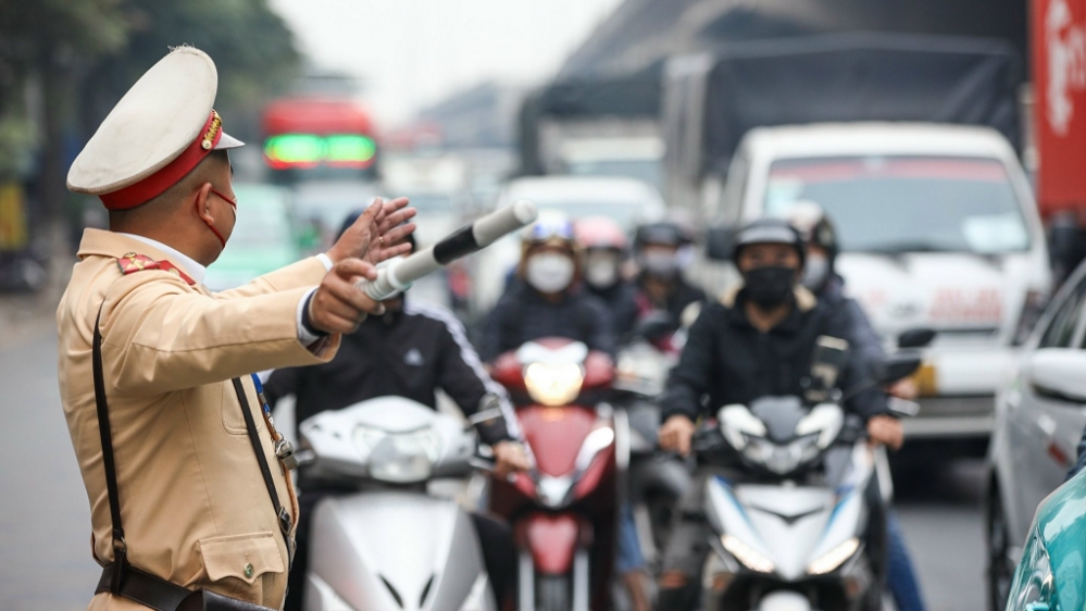 Cảnh sát khuyến cáo người dân khi quay trở lại Hà Nội sau nghỉ Tết