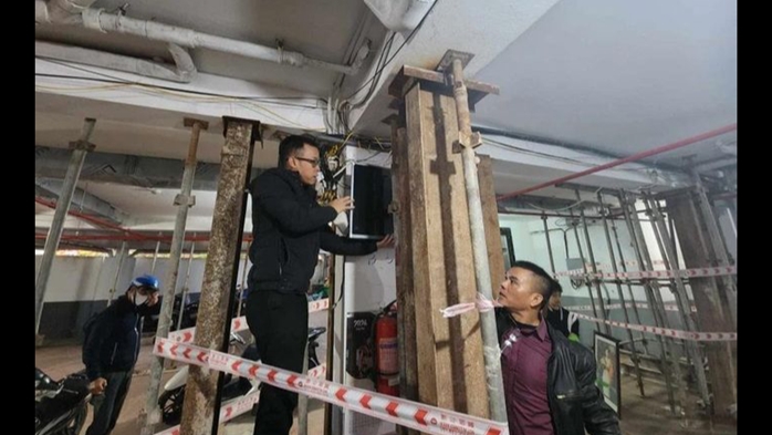 Chung cư mini ở Thanh Xuân nứt cột bê tông, toàn bộ cư dân phải di dời