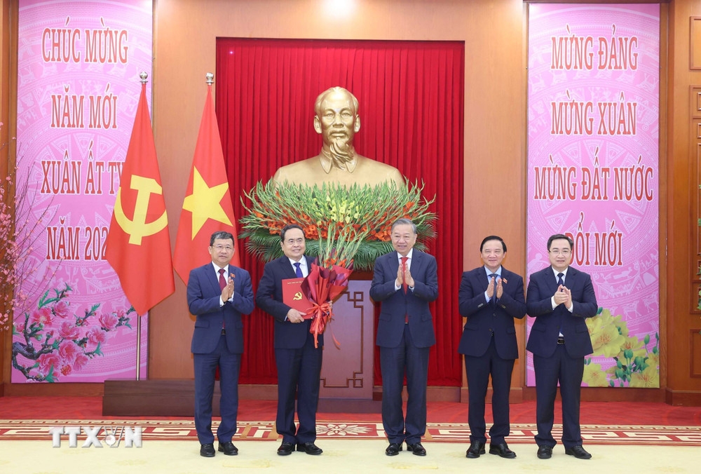 Thành lập, chỉ định Bí thư 4 Đảng bộ trực thuộc Trung ương Thành lập, chỉ định Bí thư 4 Đảng bộ trực thuộc Trung ương