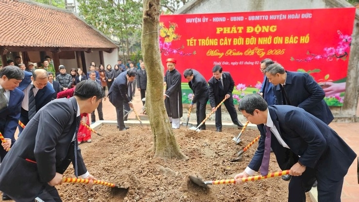 Huyện Hoài Đức phát động Tết trồng cây Xuân Ất Tỵ