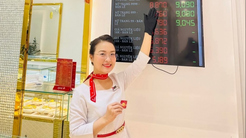 Tỉnh táo với vàng