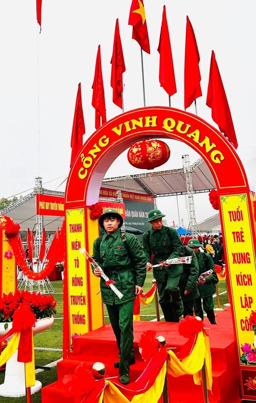 Ngày hội lên đường bảo vệ Tổ quốc của tuổi trẻ Hoài Đức