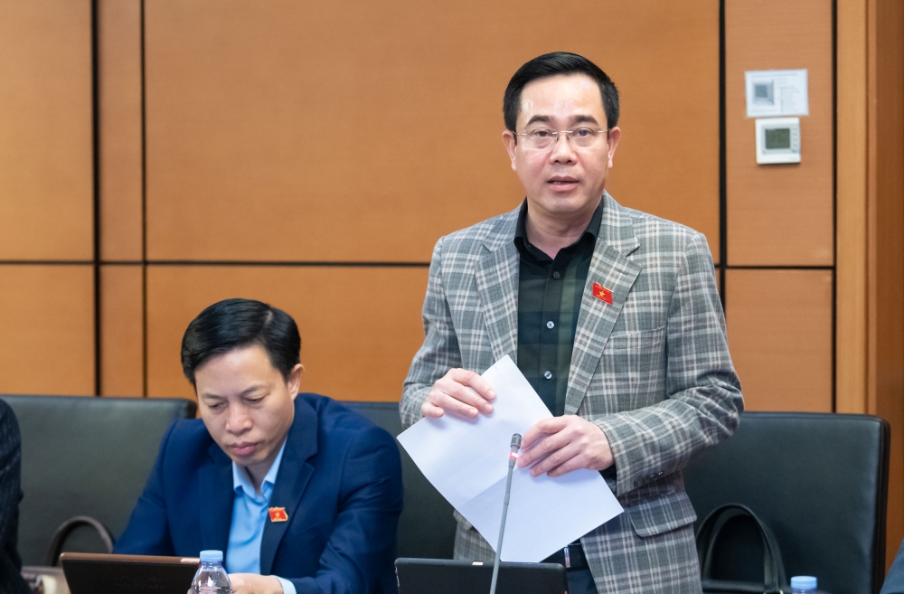 Trước mắt nên giữ mô hình HĐND, UBND các cấp