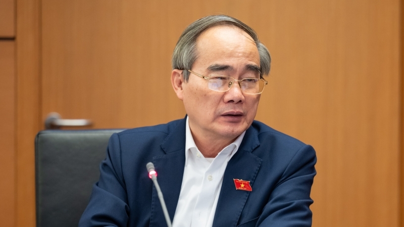 Có lộ trình chuyển từ lương tối thiểu sang lương đủ sống tối thiểu