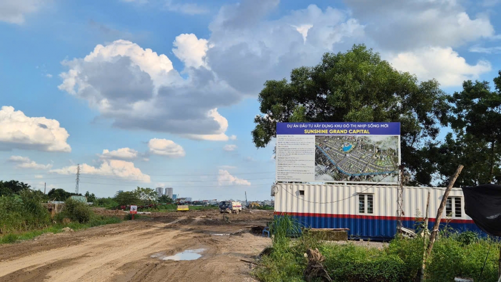 Bộ Xây dựng tăng kiểm tra các dự án bất động sản tăng giá bất thường