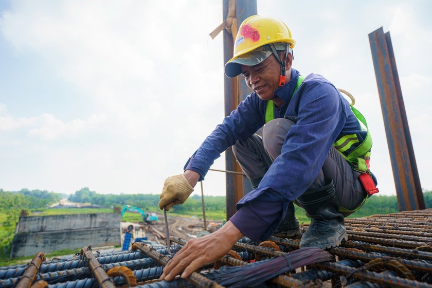 Vốn đầu tư công: Giải ngân ì ạch