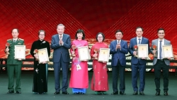 toi nay trao giai bua liem vang nam 2025 va tuyen duong bi thu chi bo xuat sac