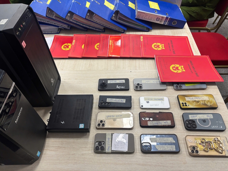 Hà Nội: Khởi tố 9 đối tượng lập công ty “ma” chiếm đoạt hơn 300 tỷ của ngân hàng