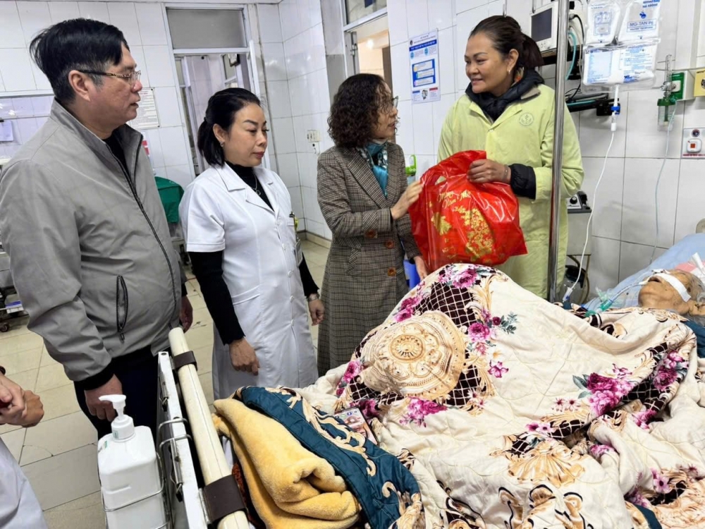 Lãnh đạo MTTQ xã Đan Phượng lan tỏa yêu thương dịp Tết Nguyên đán 2026