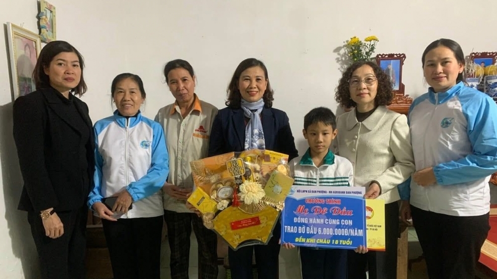 Lãnh đạo MTTQ xã Đan Phượng lan tỏa yêu thương dịp Tết Nguyên đán 2026