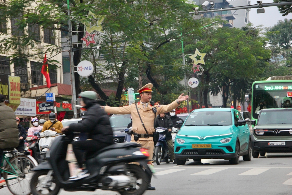 CSGT Hà Nội huy động tối đa lực lượng phòng ngừa ùn tắc dịp cận Tết