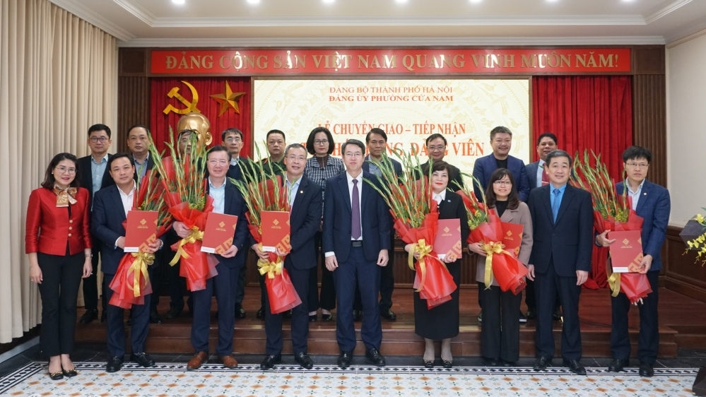 Đảng bộ phường Cửa Nam tiếp nhận thêm hơn 3.400 đảng viên