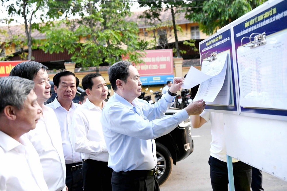 Công bố danh sách 864 người ứng cử đại biểu Quốc hội khóa XVI Công bố danh sách 864 người ứng cử đại biểu Quốc hội khóa XVI