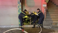 ha noi chay nha 5 tang rang sang 29 tet 3 nguoi mac ket duoc giai cuu