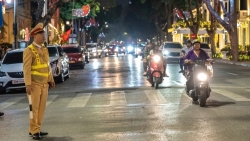 nhung nguoi thuc cho thu do don tet an toan binh yen