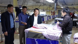 thanh hoa lanh dao xa hoa loc dong vien cac doanh nghiep san xuat kinh doanh ngay ngay lam viec dau nam moi