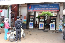 Nhiều cửa hàng xăng dầu vi phạm giá bán, điều kiện kinh doanh