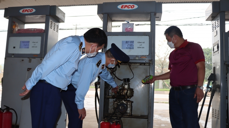 Tổng kiểm tra, xử lý vi phạm về chất lượng xăng dầu