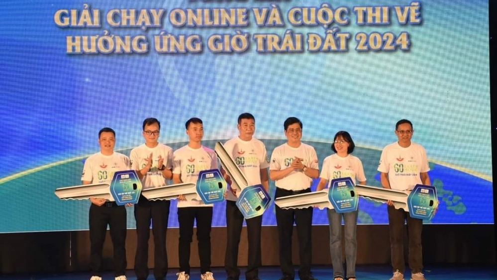 Hãng xe máy điện EVGO hưởng ứng Chiến dịch Giờ Trái đất 2024