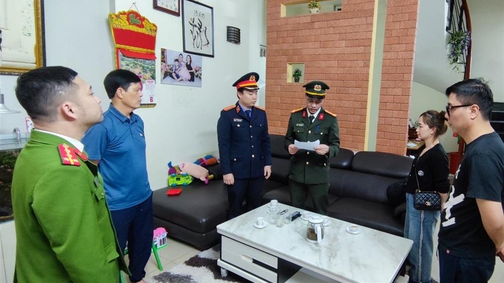 Nữ Giám đốc mua bán khống hóa đơn hàng trăm tỷ đồng bị bắt