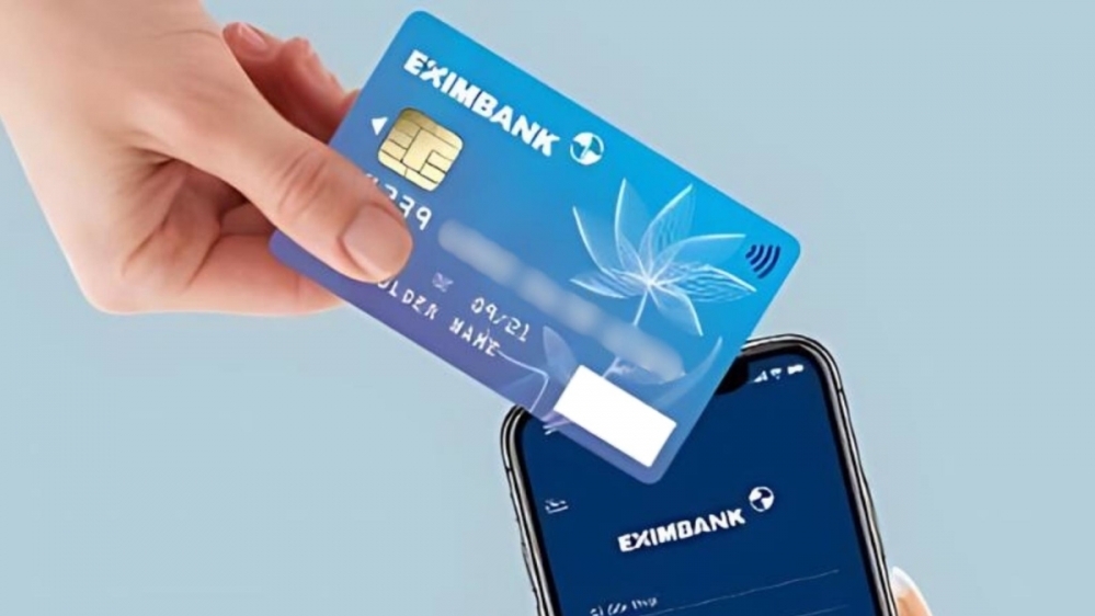 Ngân hàng phải báo cho khách nếu thẻ tín dụng không giao dịch, nợ quá hạn kéo dài