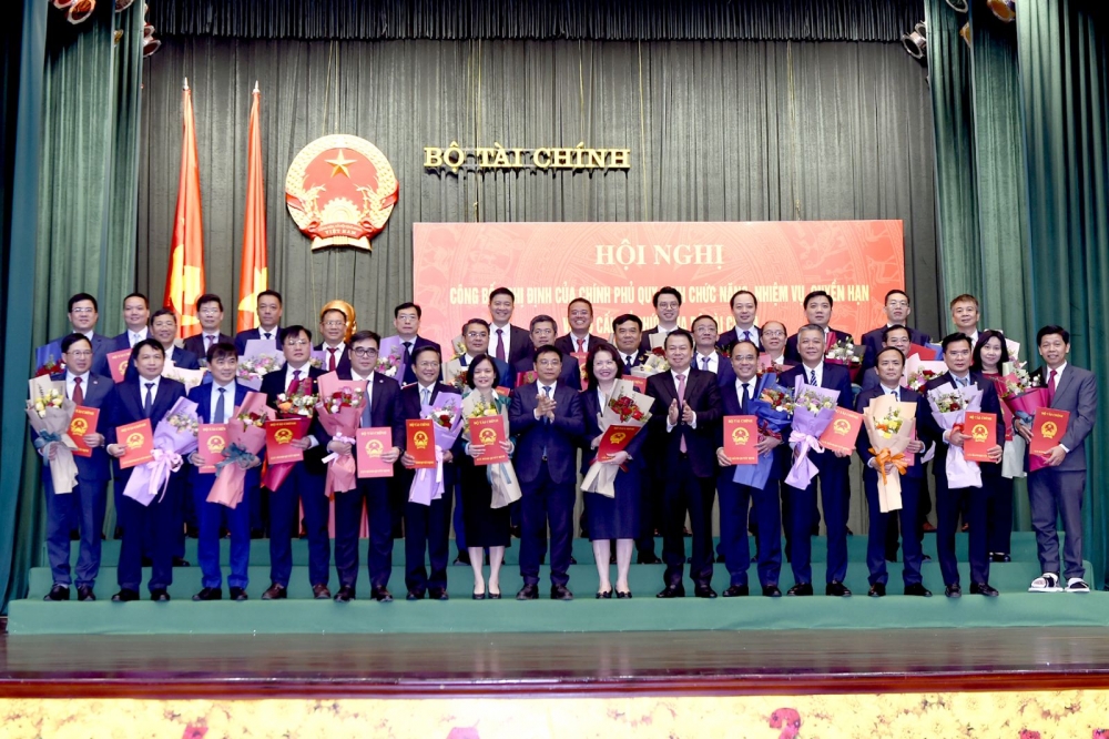 Bộ Tài chính sẽ tinh giản tiếp hàng nghìn công chức, viên chức