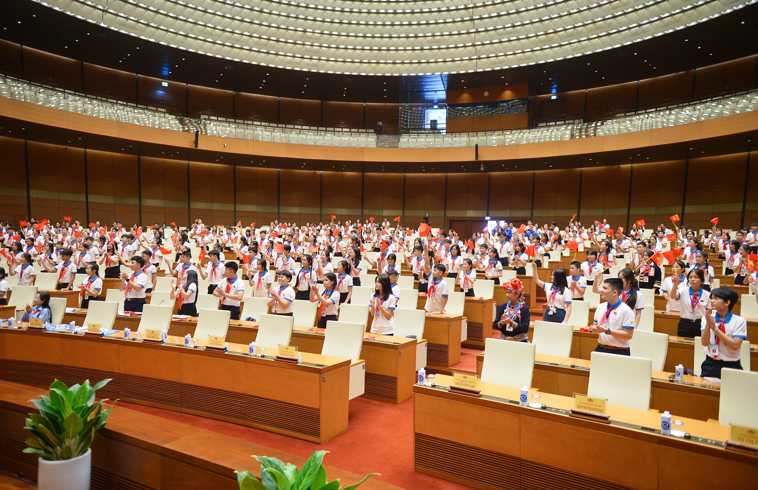 Quyết sách lịch sử!