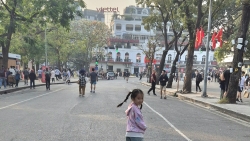 dieu chinh thoi gian hoat dong pho di bo hoan kiem