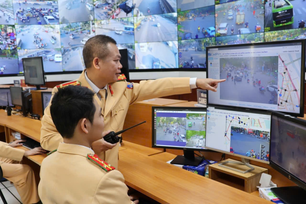 Nơi vận hành hơn 600 nút đèn tín hiệu giao thông Hà Nội