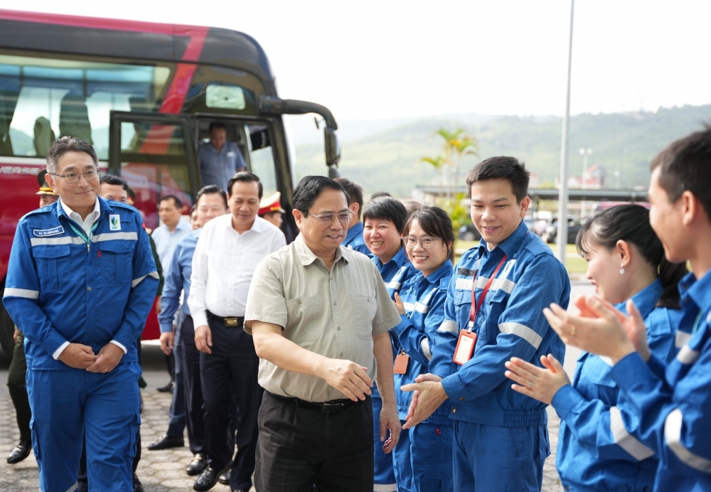 Tăng trưởng hai con số và quyết tâm của Chính phủ Tăng trưởng hai con số và quyết tâm của Chính phủ