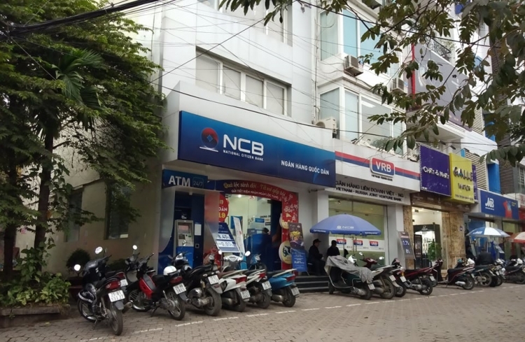 Thực hư câu chuyện khách hàng bị giữ tiền gửi tiết kiệm tại ngân hàng