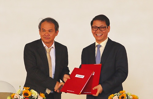 Doanh nghiệp ông Trần Bá Dương muốn mua 69,7 triệu cổ phiếu công ty Bầu Đức