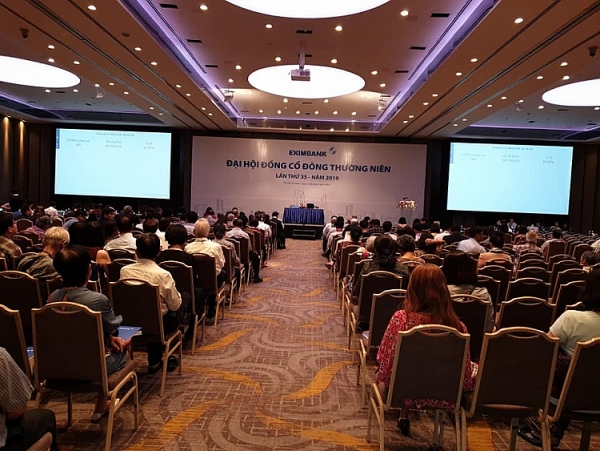 eximbank hop thuong nien bat thanh