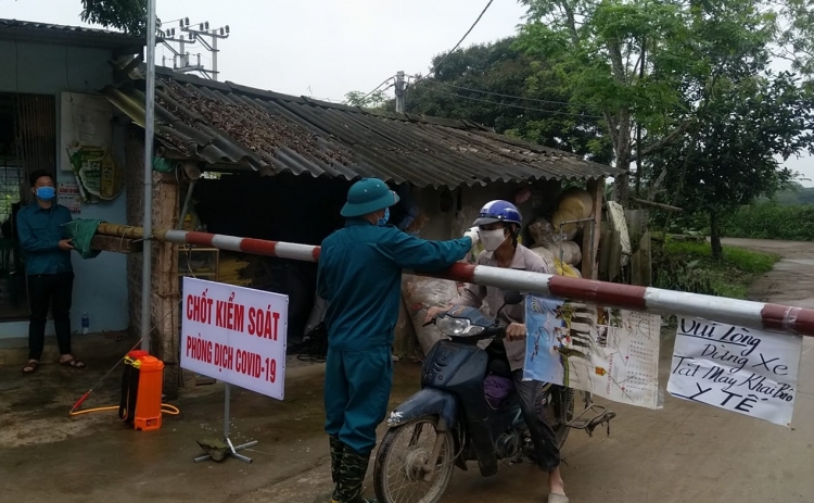 hung yen xa co ca nhiem covid 19 lap 12 chot kiem soat noi bat xuat ngoai bat nhap mot thon