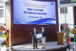 sep cong ty cp xay dung dic holdings bi phat hien ban chui co phieu