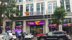 Lùm xùm gửi tiết kiệm "tráo" thành bảo hiểm, TPBank còn nỗi lo nợ nguy cơ mất vốn tăng vọt